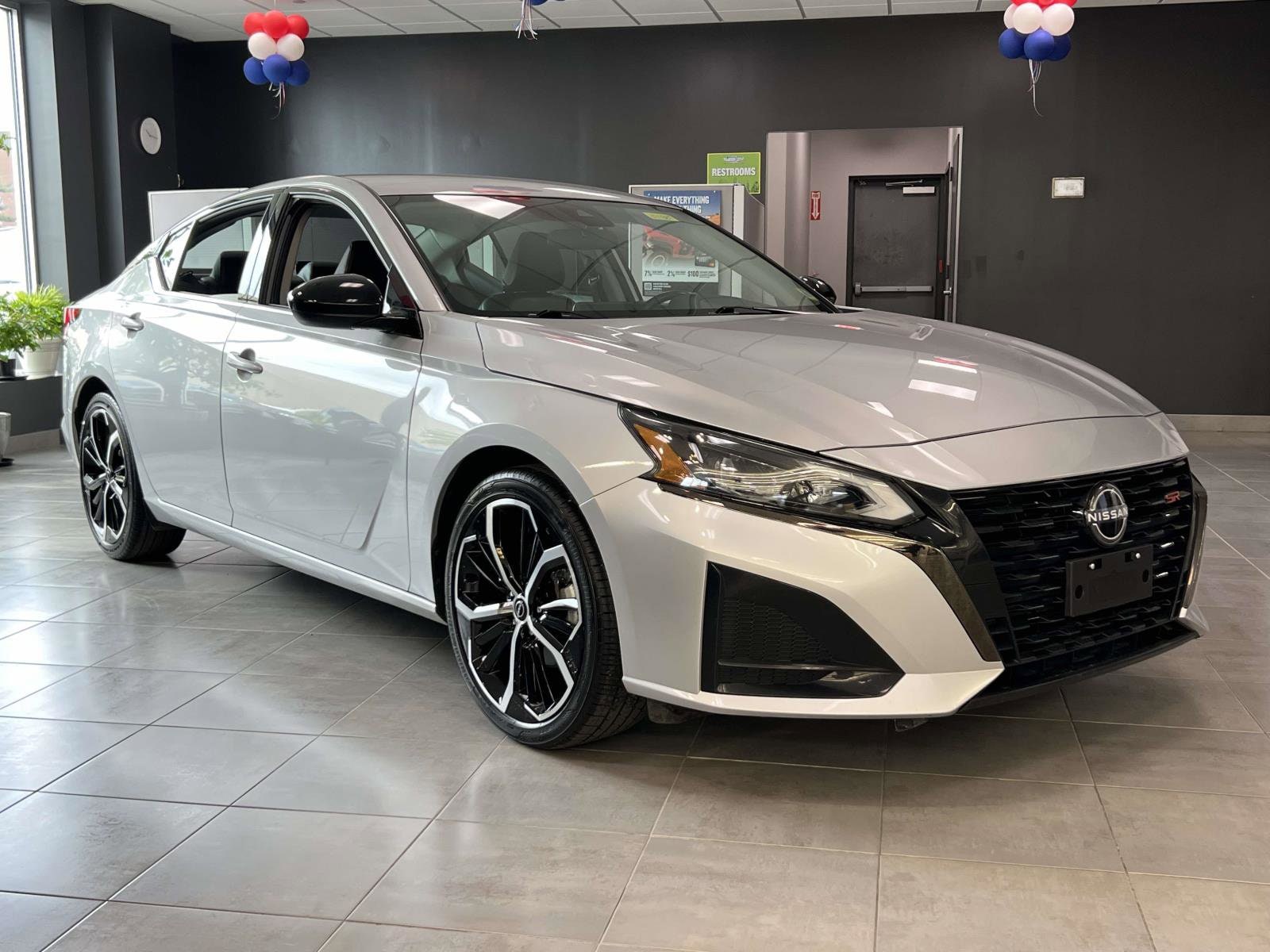 2023 Nissan Altima SR