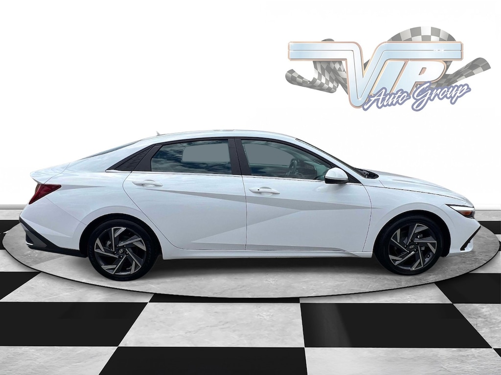 Used 2025 Hyundai Elantra SEL Convenience SEL Convenience IVT