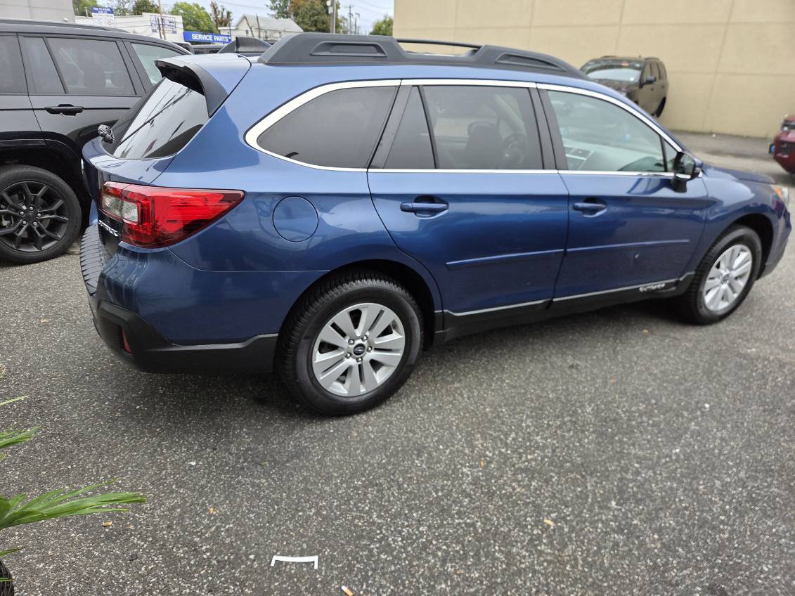 Used 2019 Subaru Outback Premium 2.5i Premium