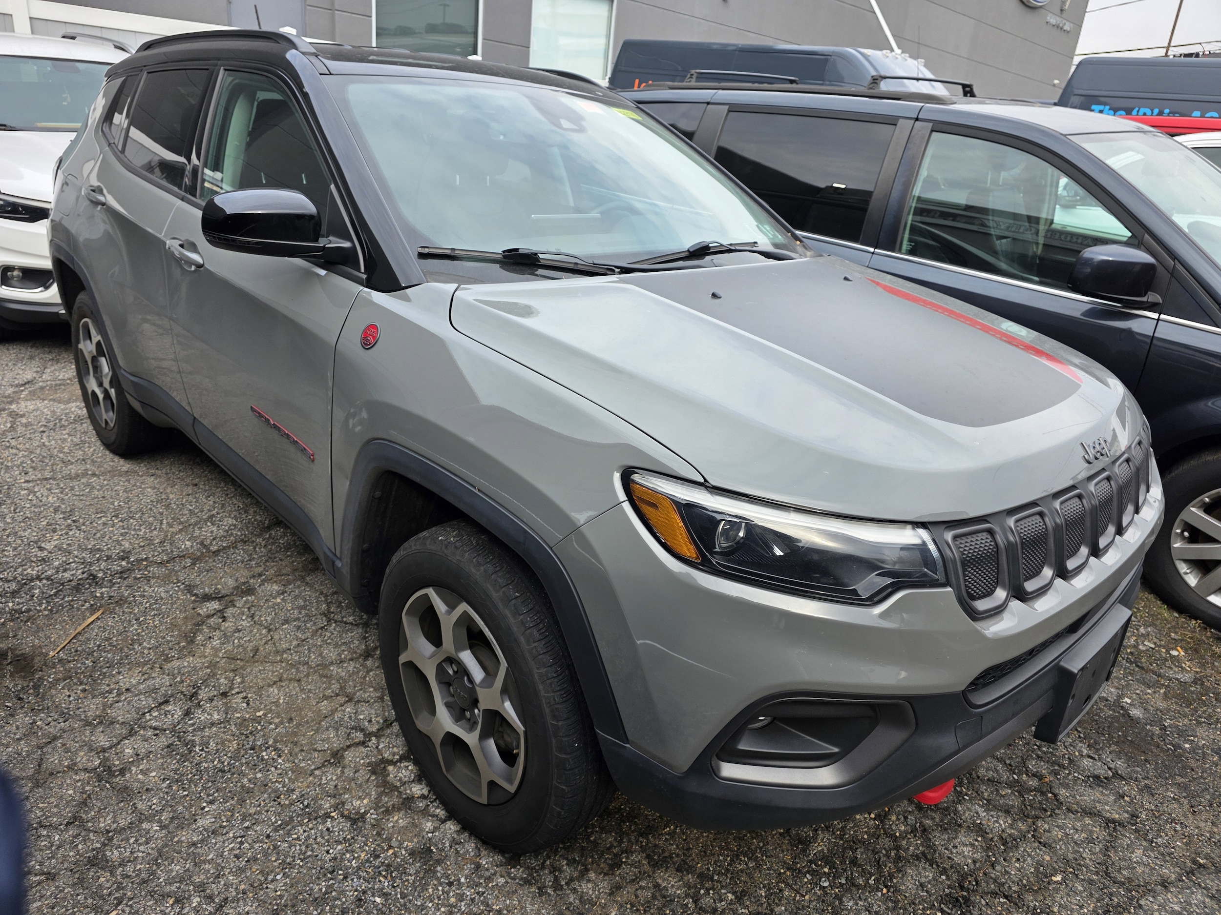 2022 Jeep Compass Trailhawk's photo