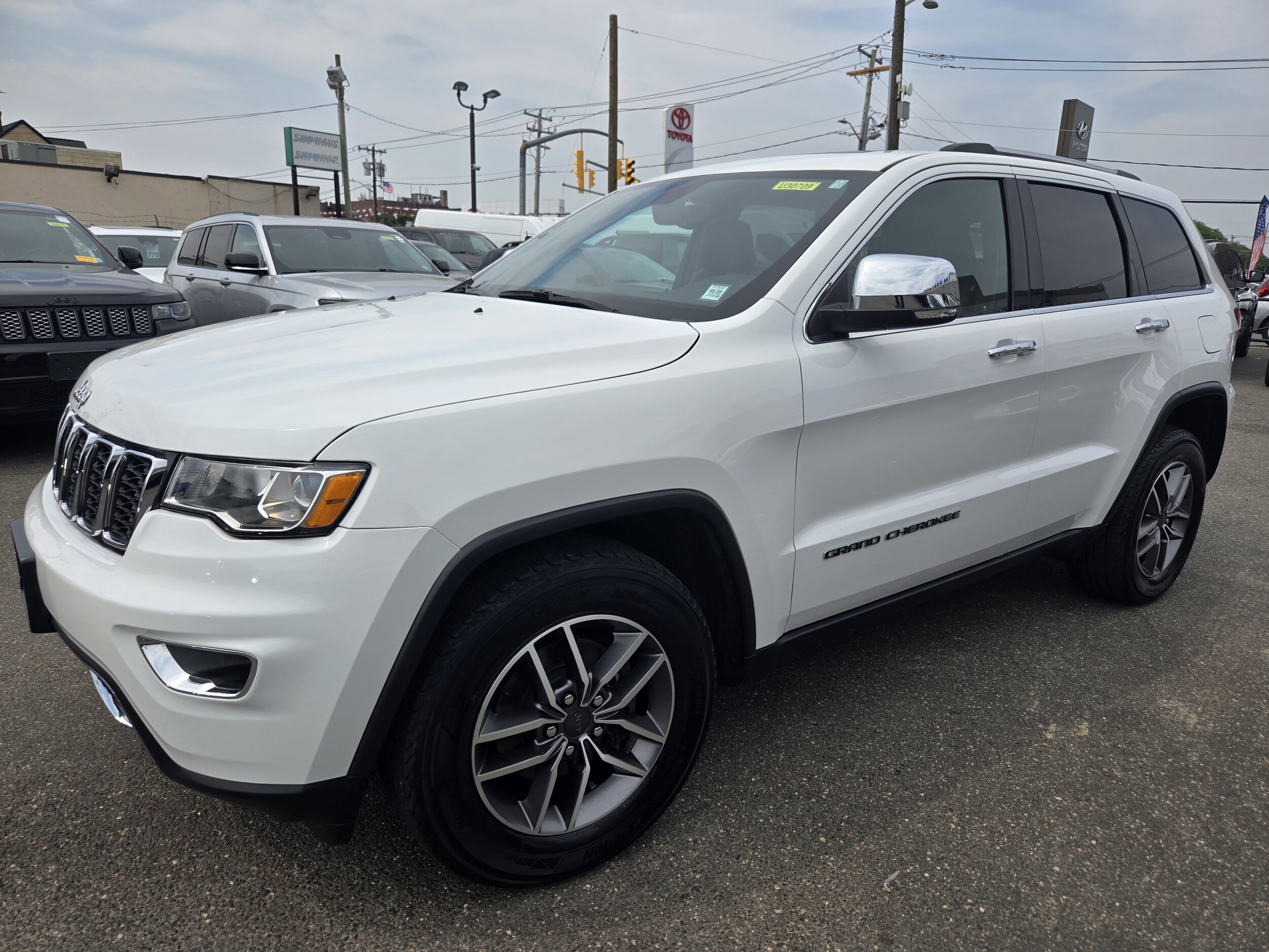 Used 2020 Jeep Grand Cherokee Limited with VIN 1C4RJFBG8LC415278 for sale in Hempstead, NY