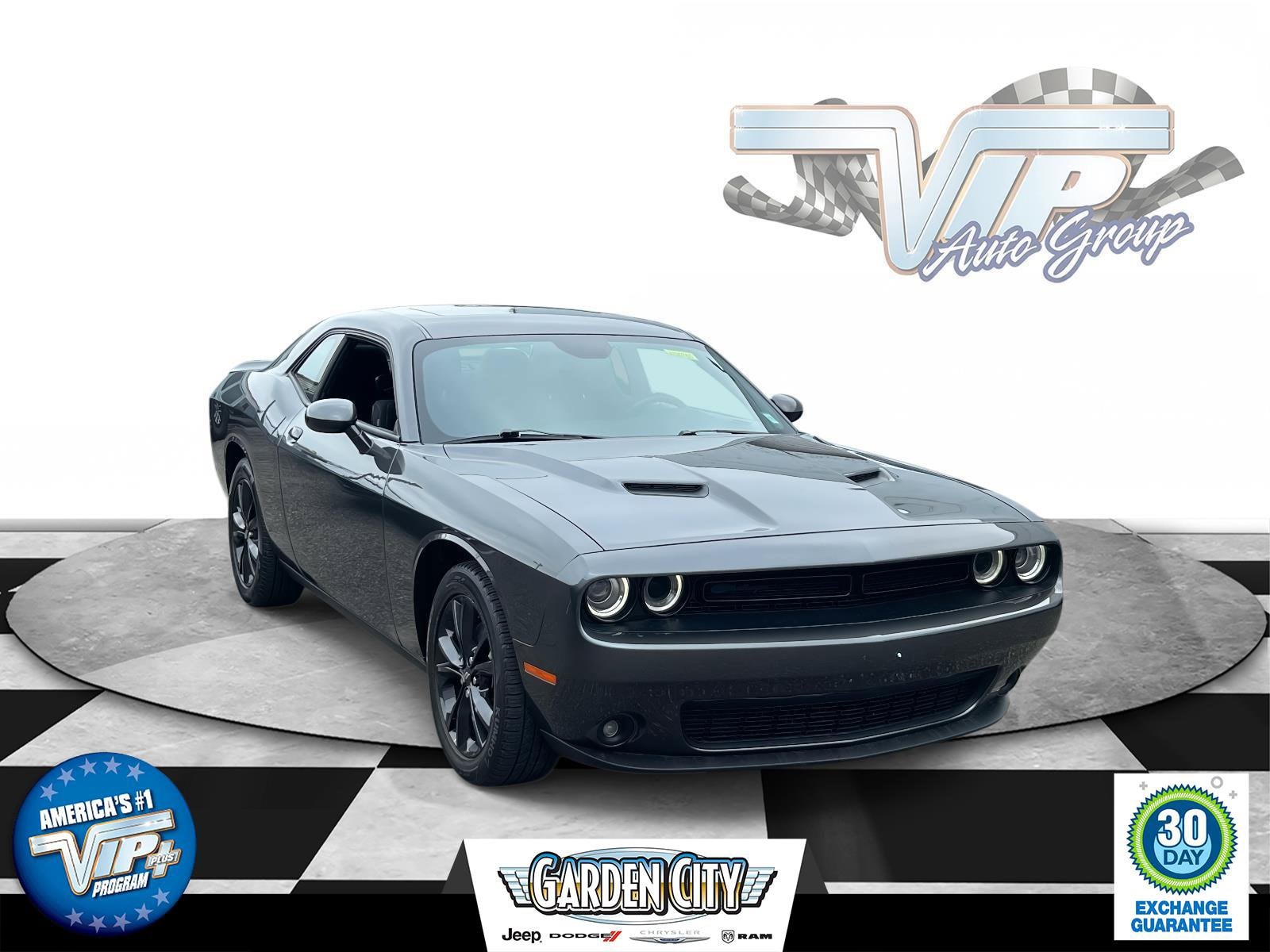 2022 Dodge Challenger SXT AWD 