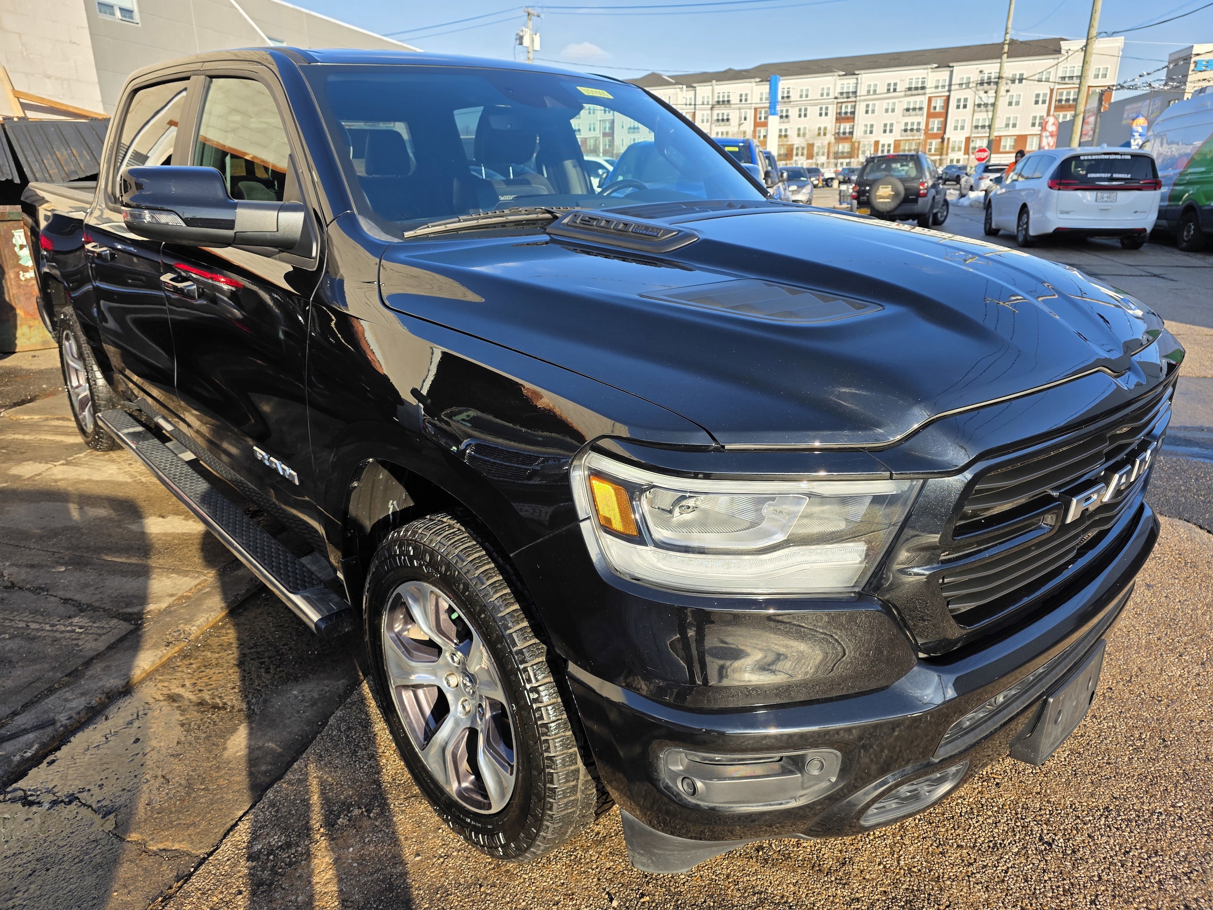 2023 RAM Ram 1500 Pickup Laramie's photo