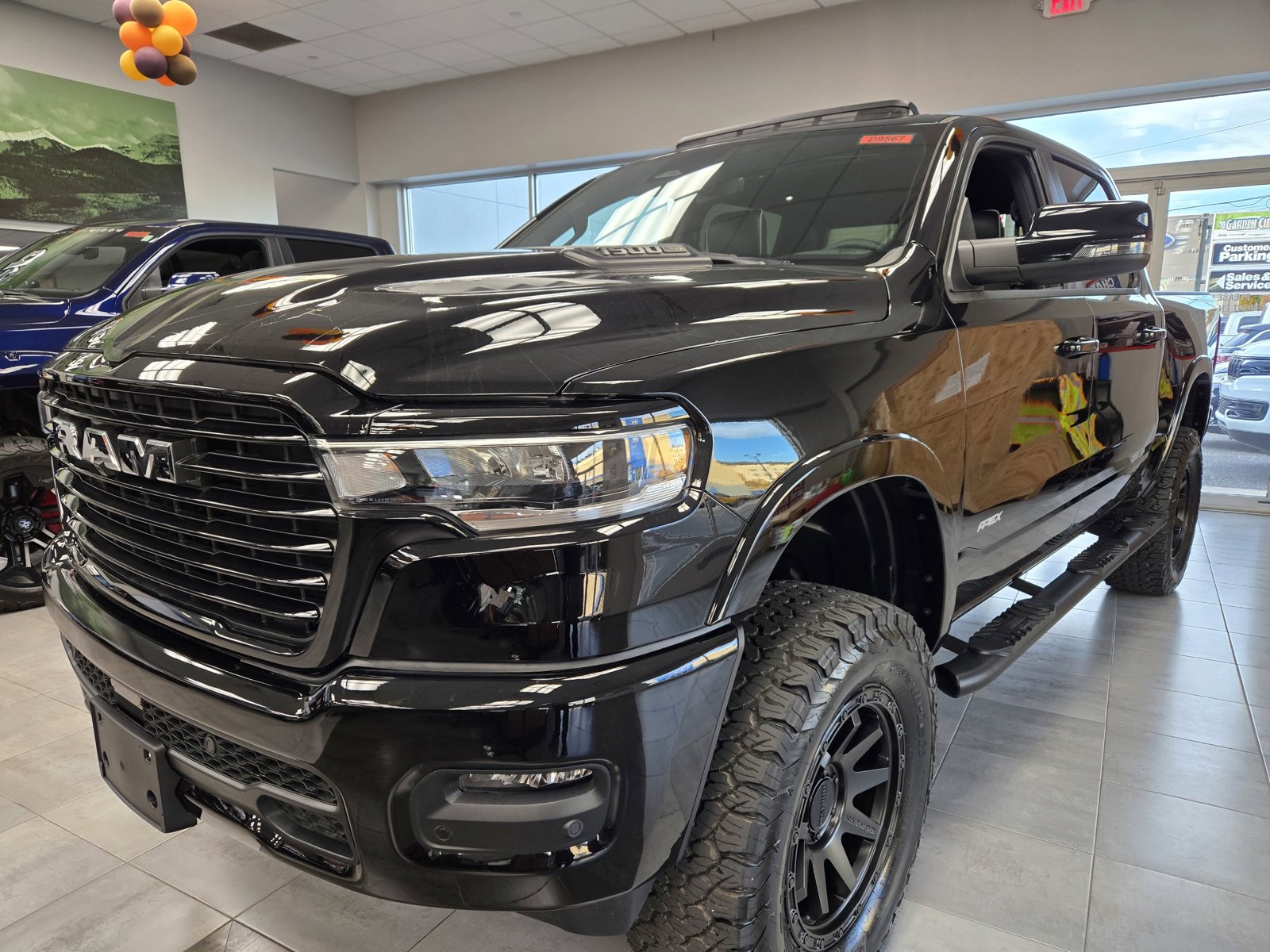 2025 Ram 1500 Laramie photo 2
