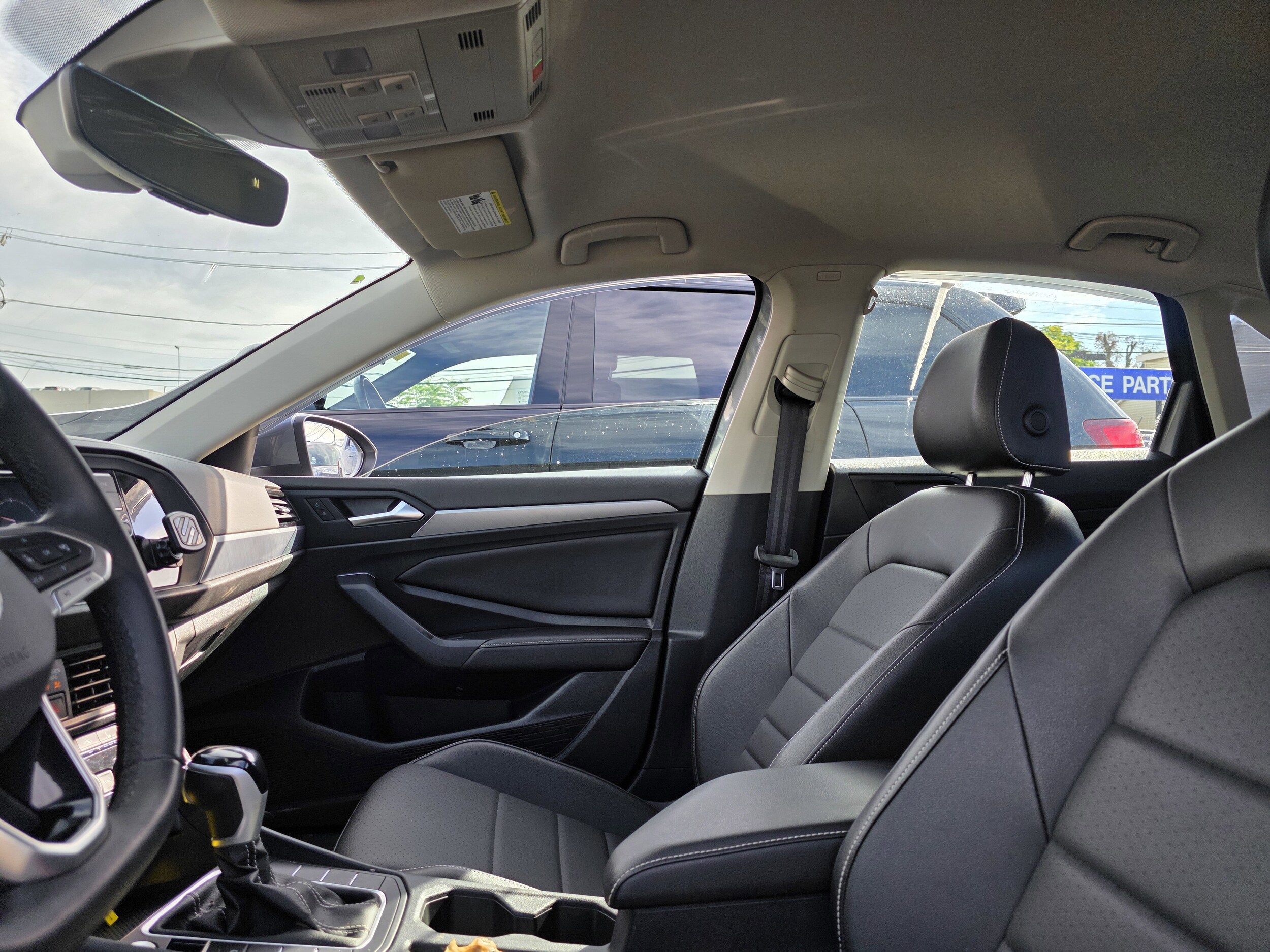 2022 Volkswagen Jetta 1.5T SE photo 3