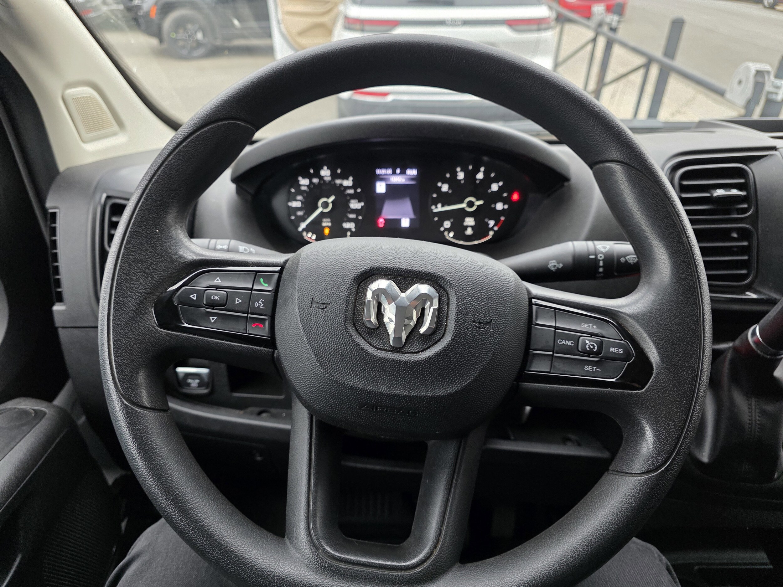 2023 Ram ProMaster 2500 photo 4