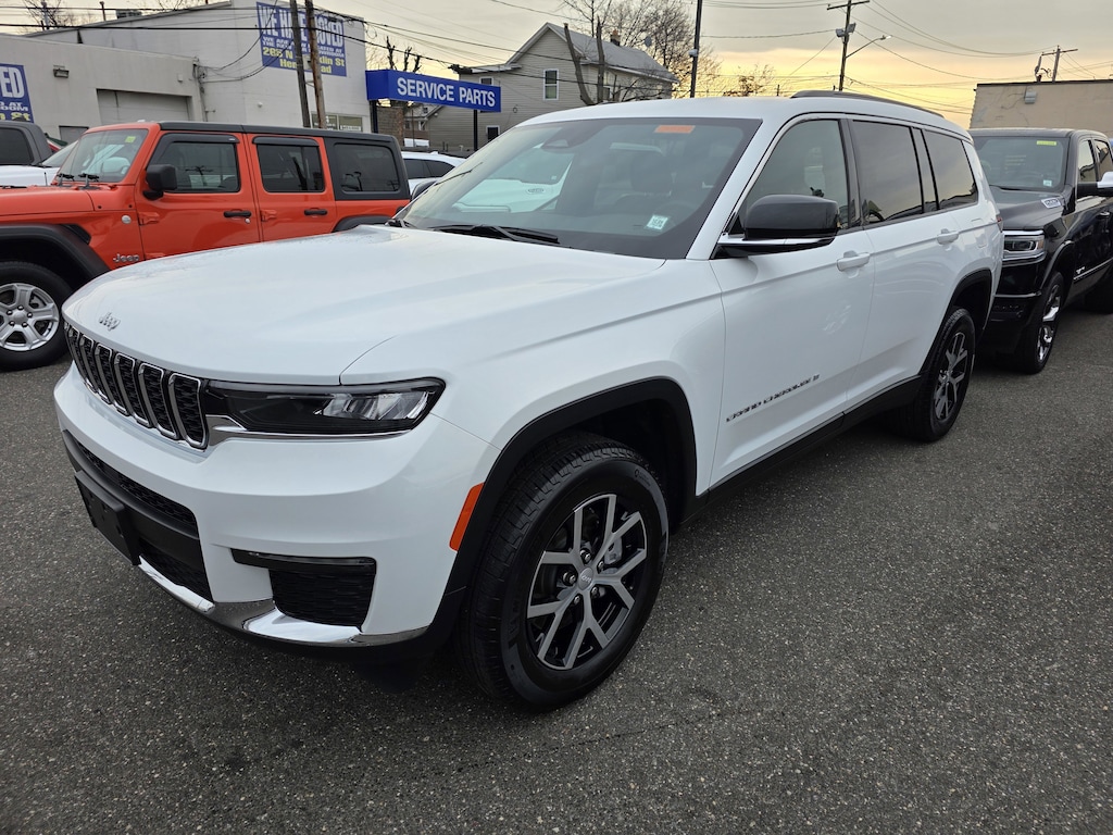 Used 2025 Jeep Grand Cherokee L Limited Limited 4x4