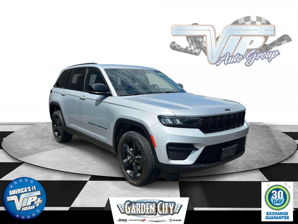 Used 2022 Jeep Grand Cherokee Altitude Altitude 4x4