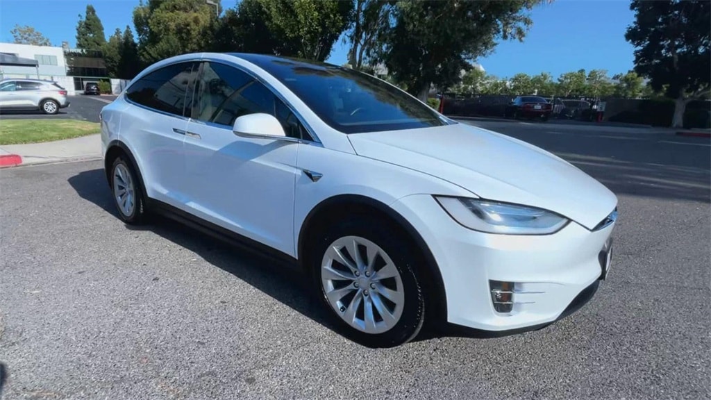 Used 2021 Tesla Model X Long Range Plus with VIN 5YJXCBE24MF320313 for sale in Garden Grove, CA