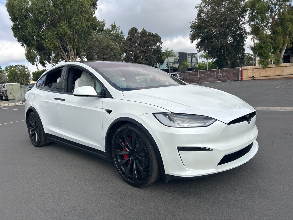 2023 Tesla Model X Plaid photo 2