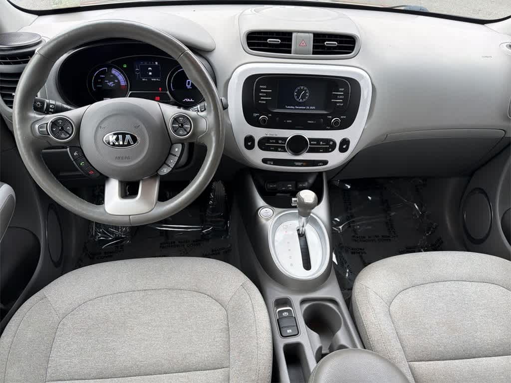 Thumbnail: 2017 Kia Soul EV - 11