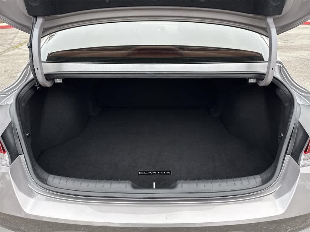 Thumbnail: 2023 Hyundai Elantra - 30