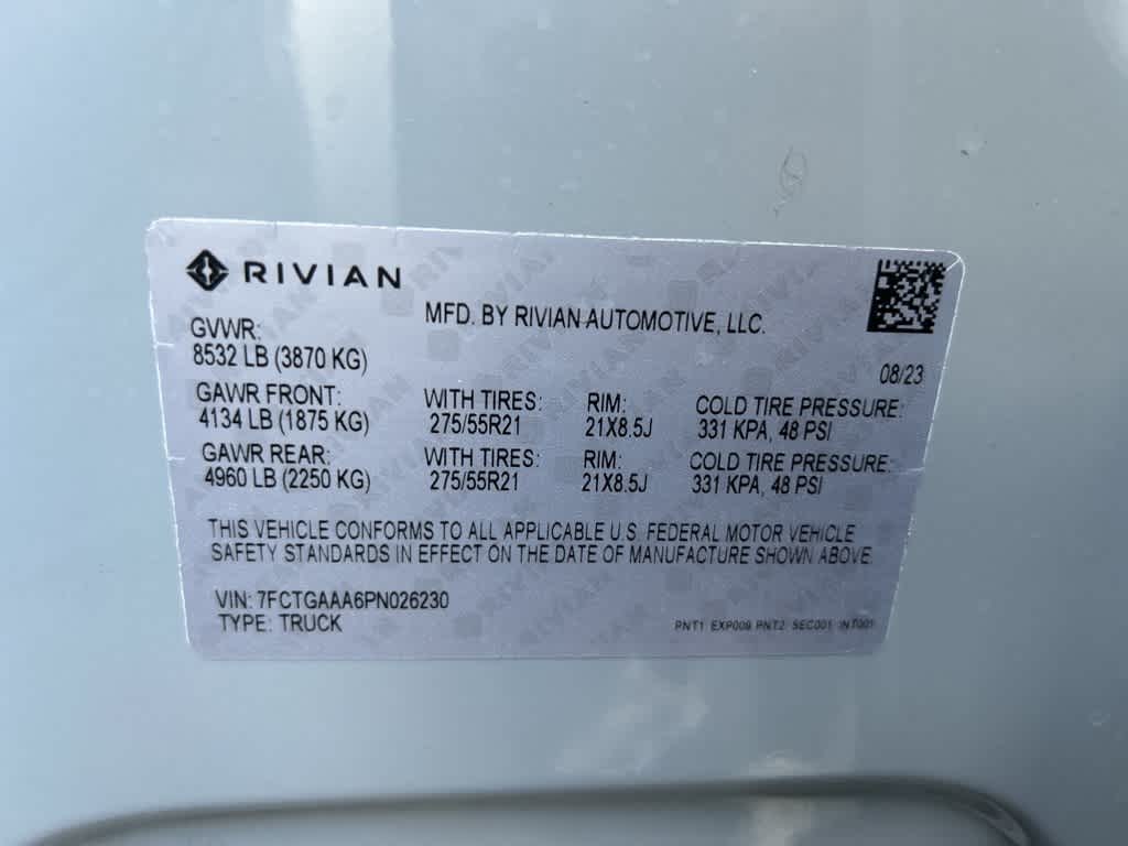 Thumbnail: 2023 Rivian R1T - 9