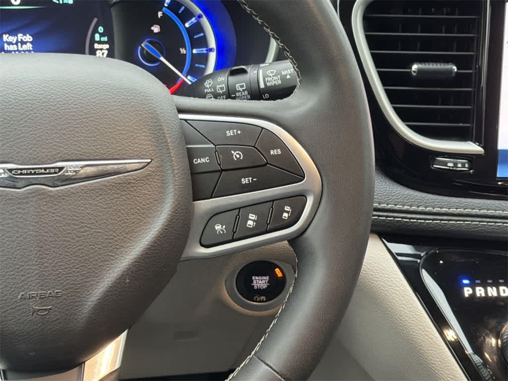 Thumbnail: 2024 Chrysler Pacifica - 14