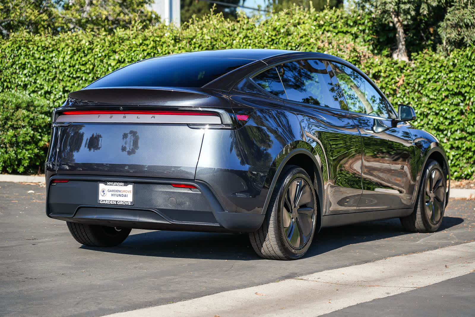 Thumbnail: 2026 Tesla Model Y - 5