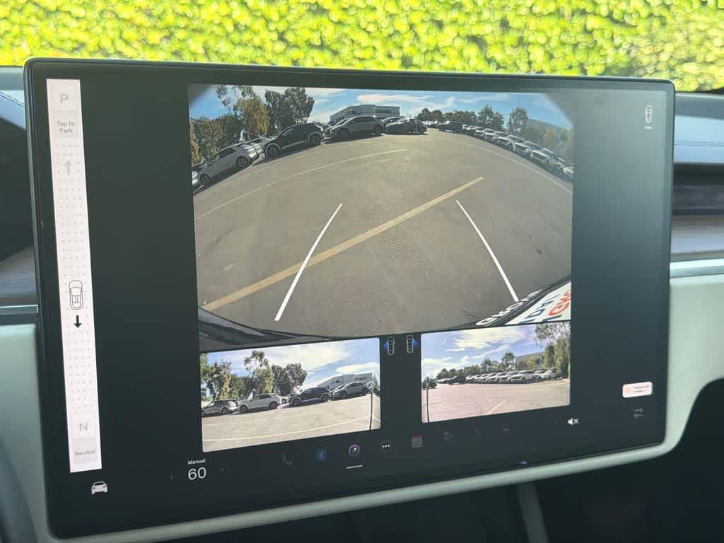 Thumbnail: 2022 Tesla Model X - 15