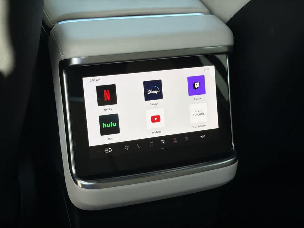 Thumbnail: 2022 Tesla Model X - 27