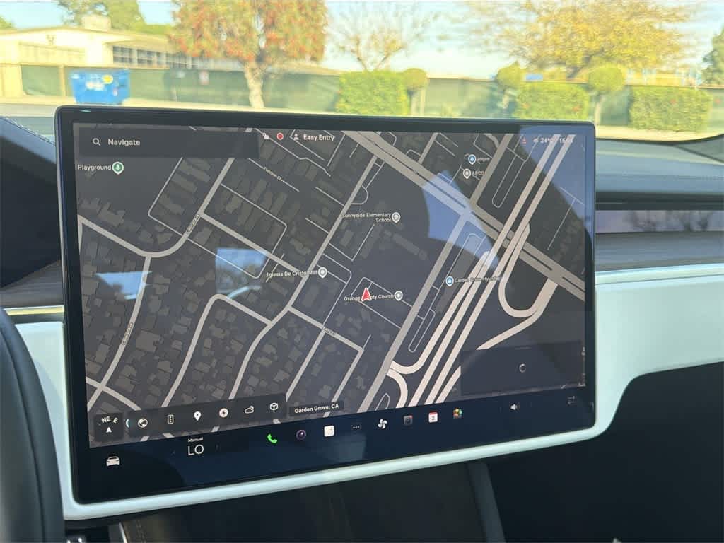 Thumbnail: 2022 Tesla Model S - 15