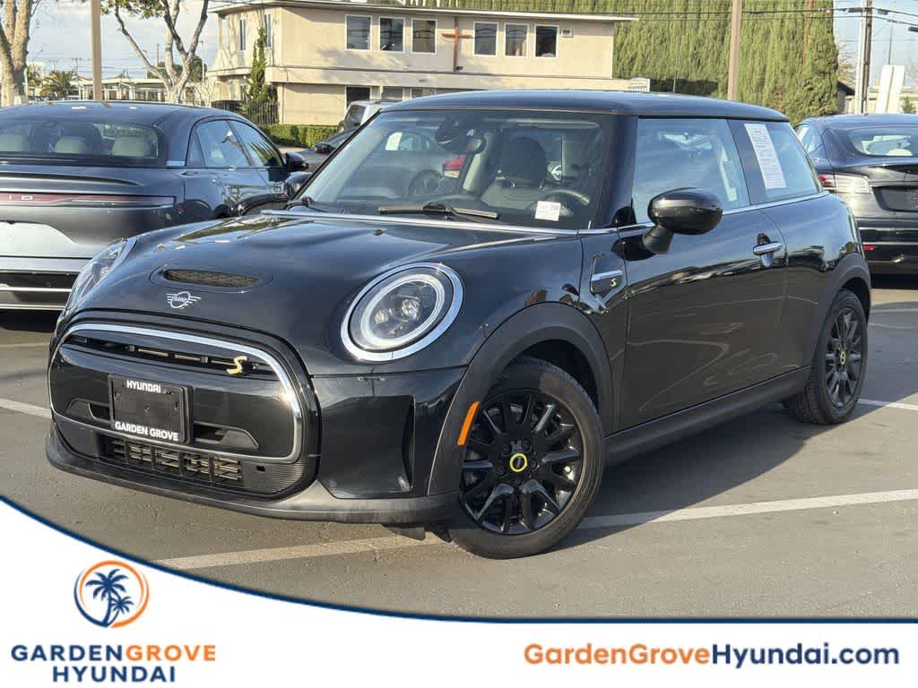 2023 MINI Hardtop 2 Door SE