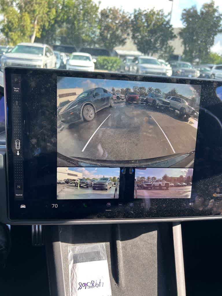 Thumbnail: 2023 Tesla Model S - 10