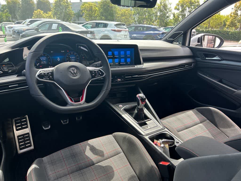 Thumbnail: 2022 Volkswagen Golf - 6
