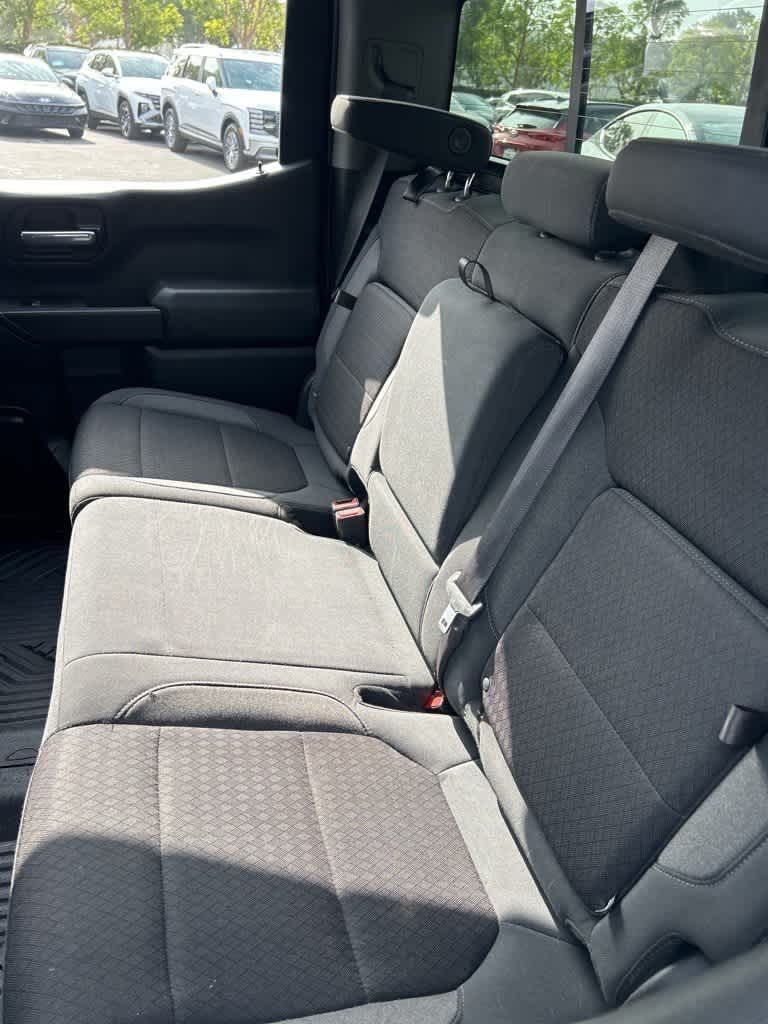 Thumbnail: 2022 Chevrolet Silverado 1500 - 6