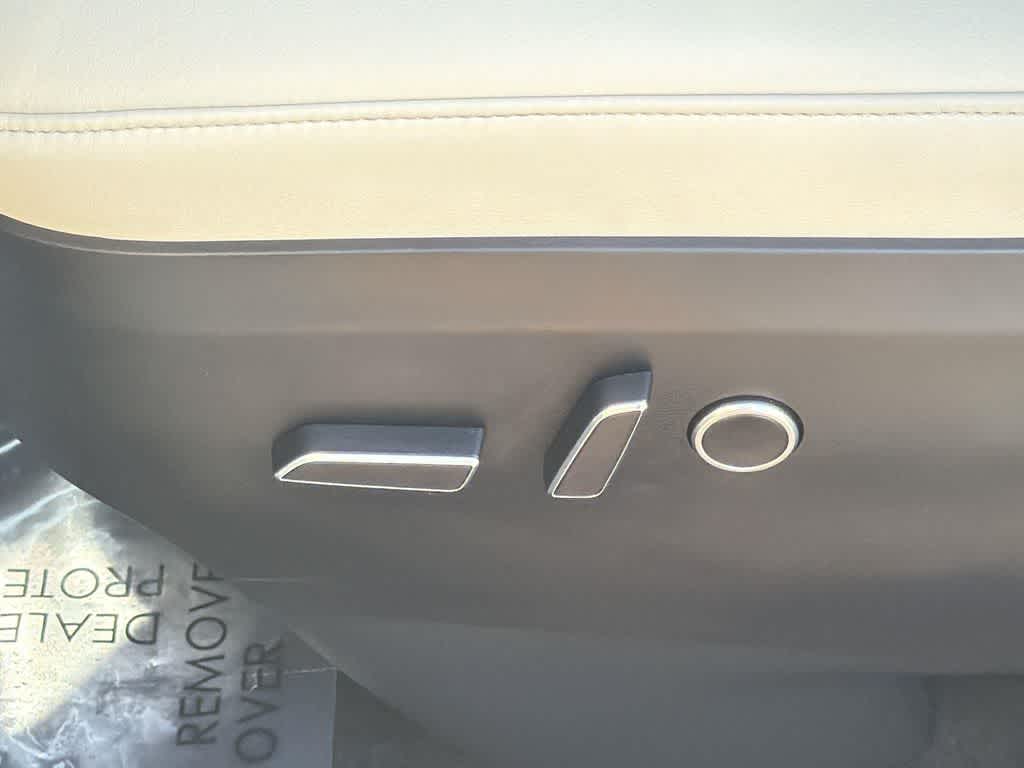 Thumbnail: 2022 Tesla Model X - 23