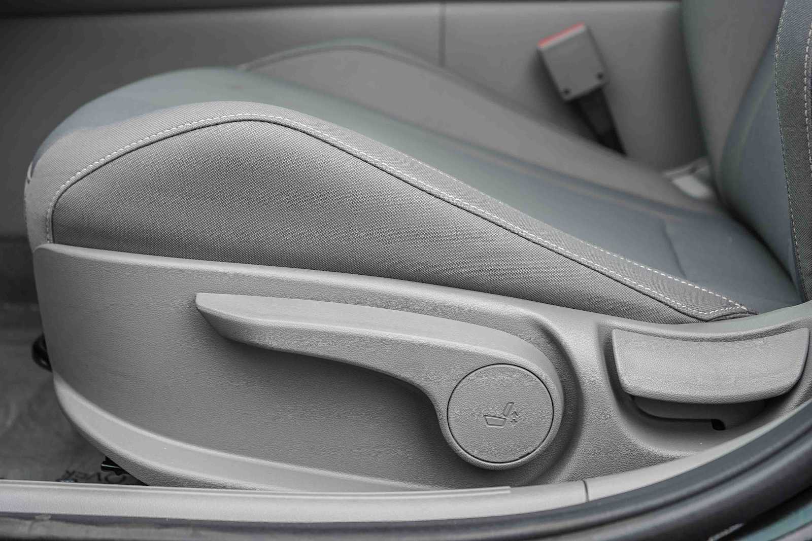 Thumbnail: 2026 Hyundai Elantra - 21