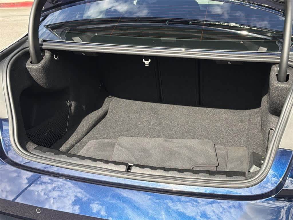 Thumbnail: 2021 BMW M3 - 32