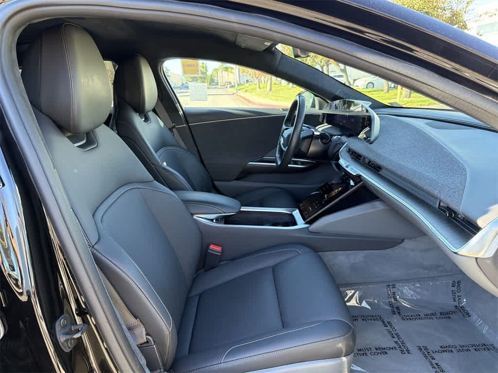 Thumbnail: 2024 Lucid Air - 34