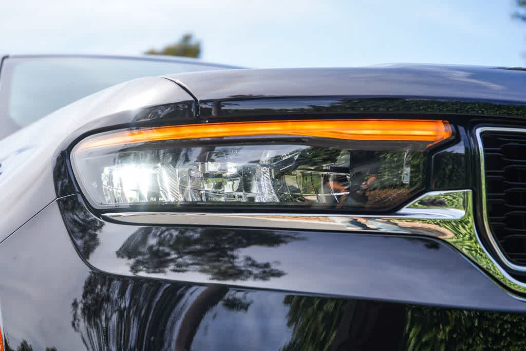 Thumbnail: 2023 Jeep Grand Cherokee - 10