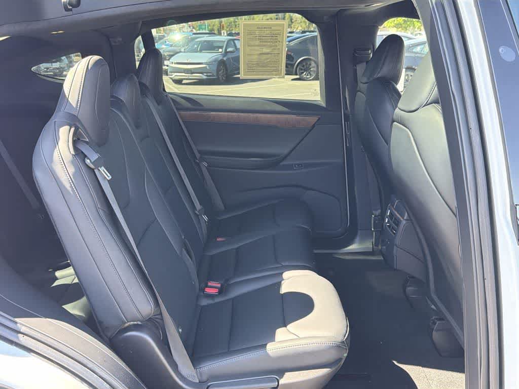 Thumbnail: 2020 Tesla Model X - 34