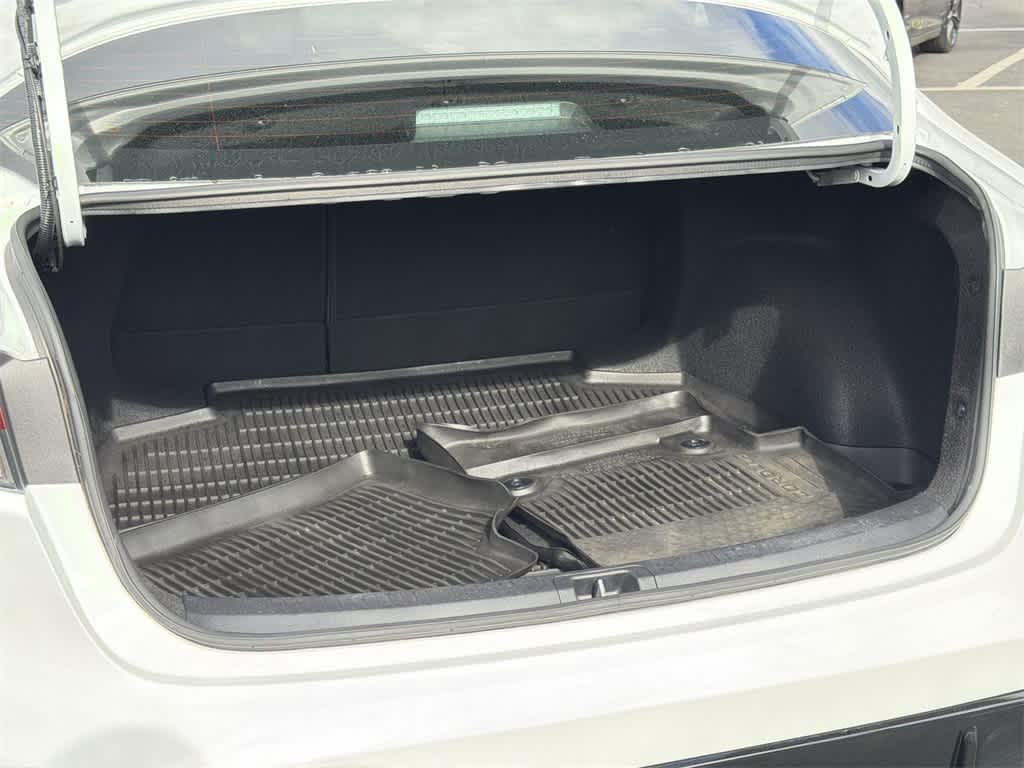 Thumbnail: 2024 Toyota Corolla - 31