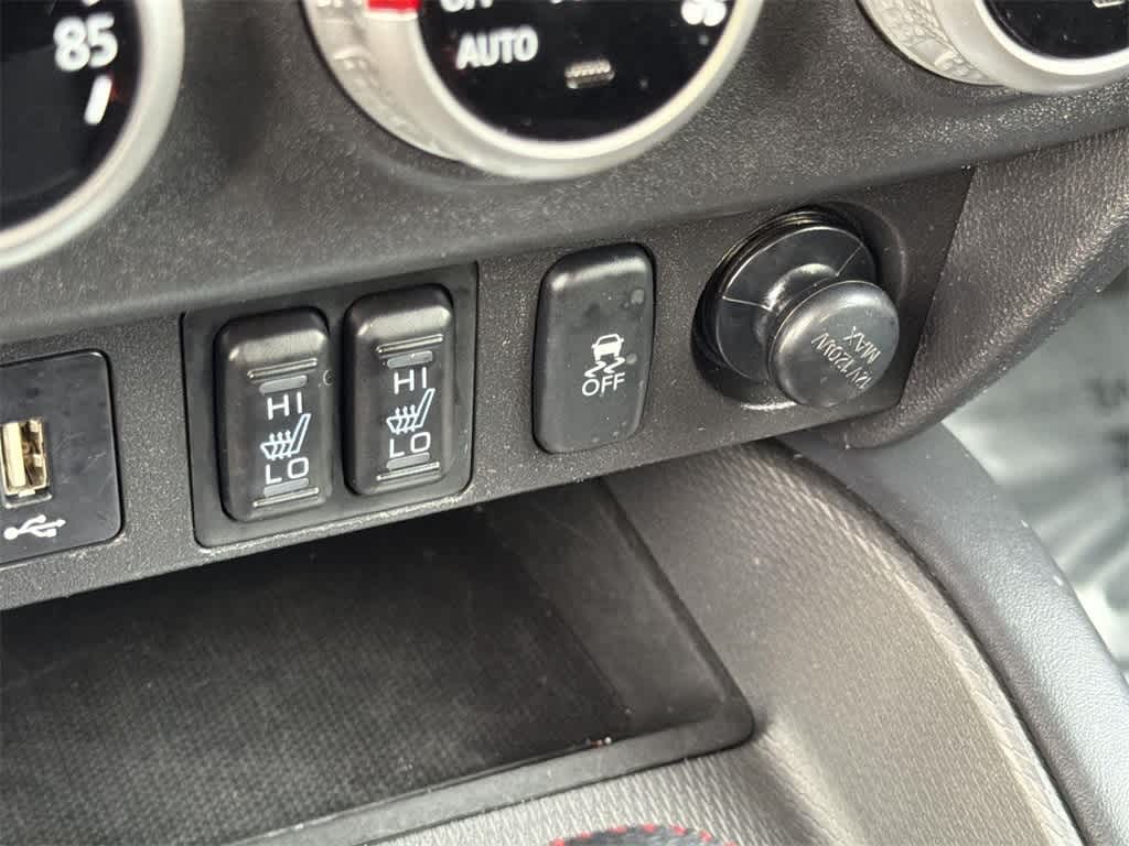 Thumbnail: 2024 Mitsubishi Outlander Sport - 19