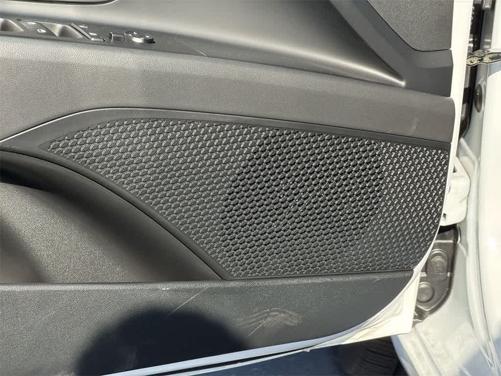 Thumbnail: 2025 Hyundai Elantra - 26