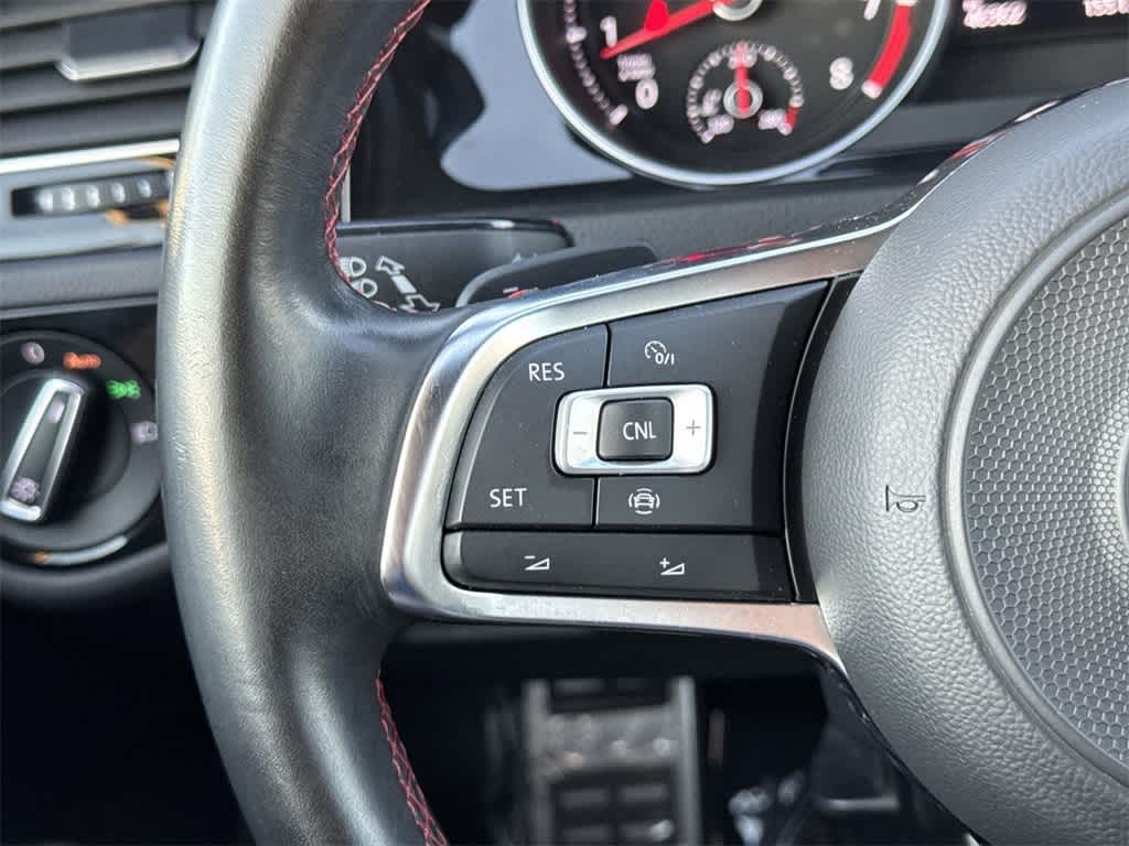 Thumbnail: 2019 Volkswagen Golf - 13