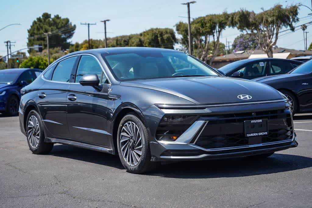 Thumbnail: 2026 Hyundai Sonata - 3