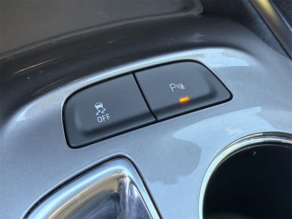 Thumbnail: 2024 Chevrolet Malibu - 21