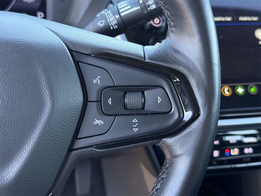 Thumbnail: 2023 Chevrolet Bolt EUV - 12