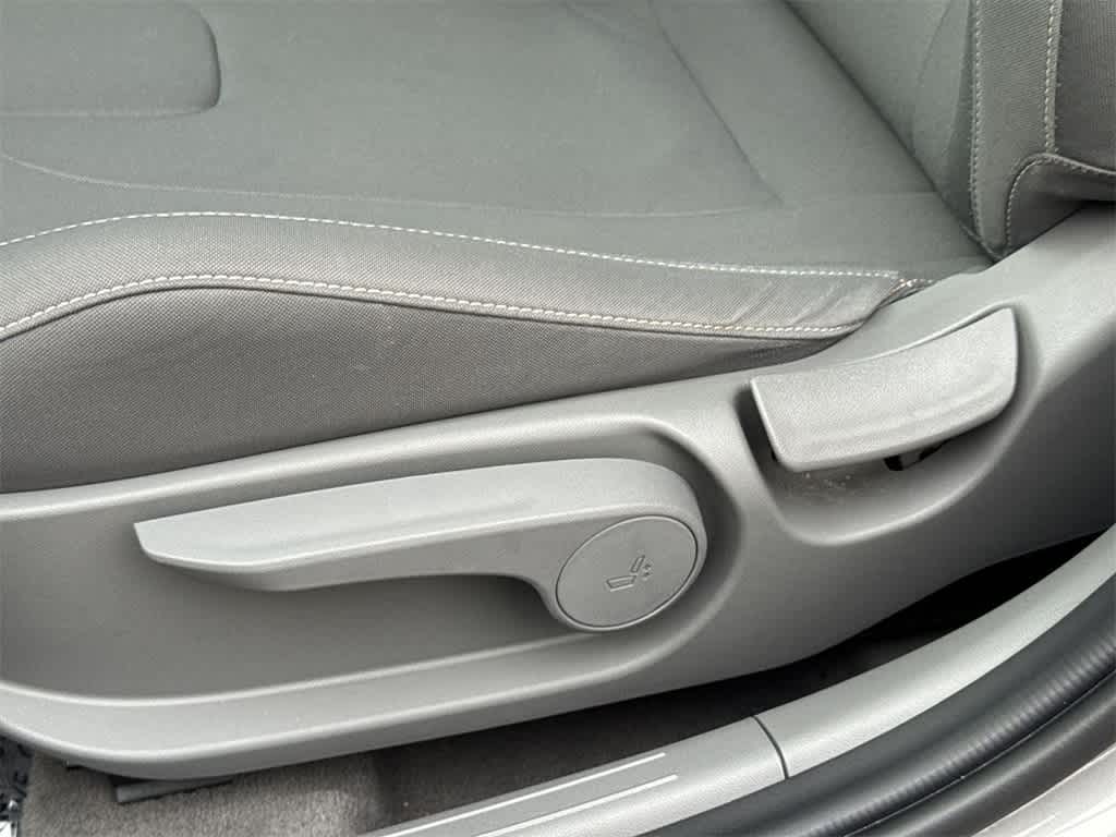 Thumbnail: 2023 Hyundai Elantra - 26