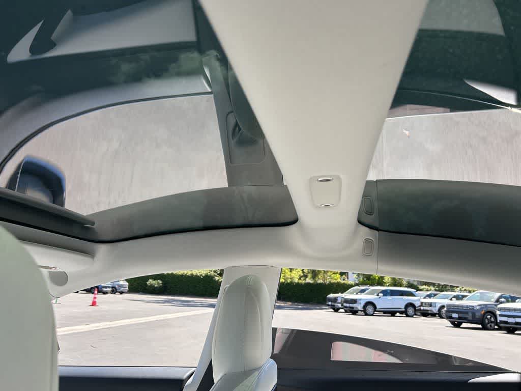 Thumbnail: 2018 Tesla Model 3 - 8