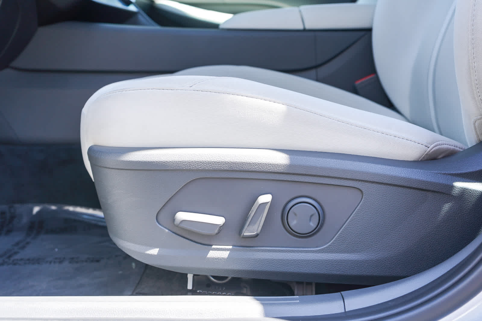 Thumbnail: 2024 Hyundai Sonata - 21