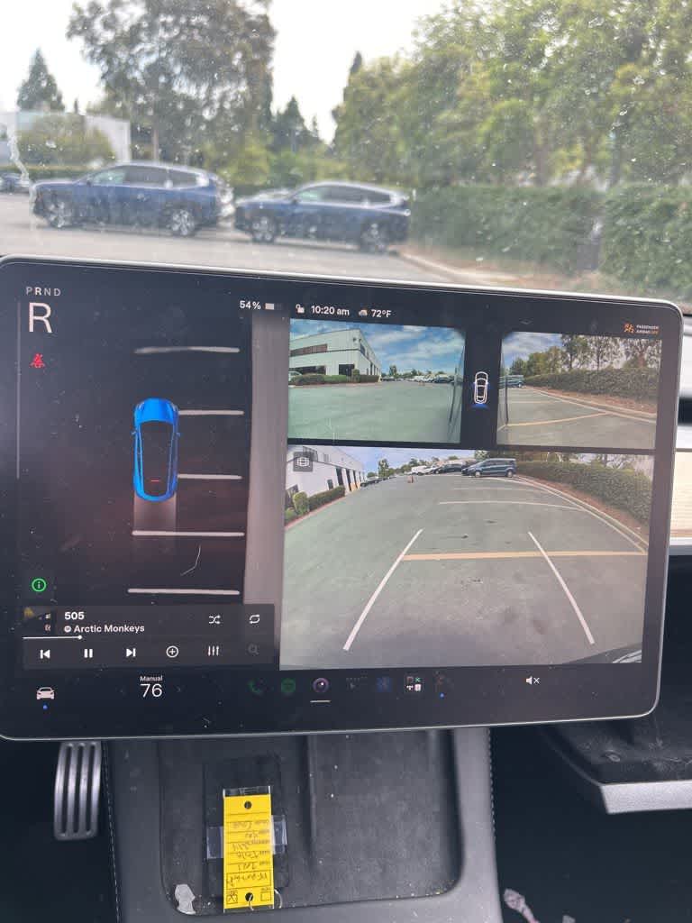 Thumbnail: 2023 Tesla Model Y - 8