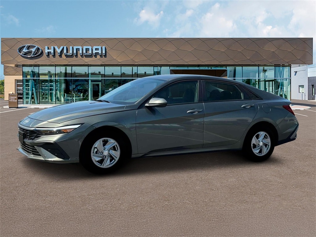 Thumbnail: 2025 Hyundai Elantra - 2