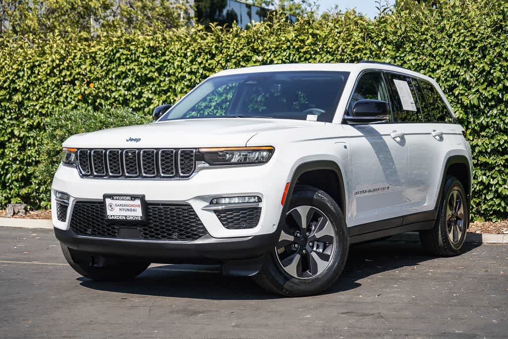 2022 Jeep Grand Cherokee 4xe 4x4's photo
