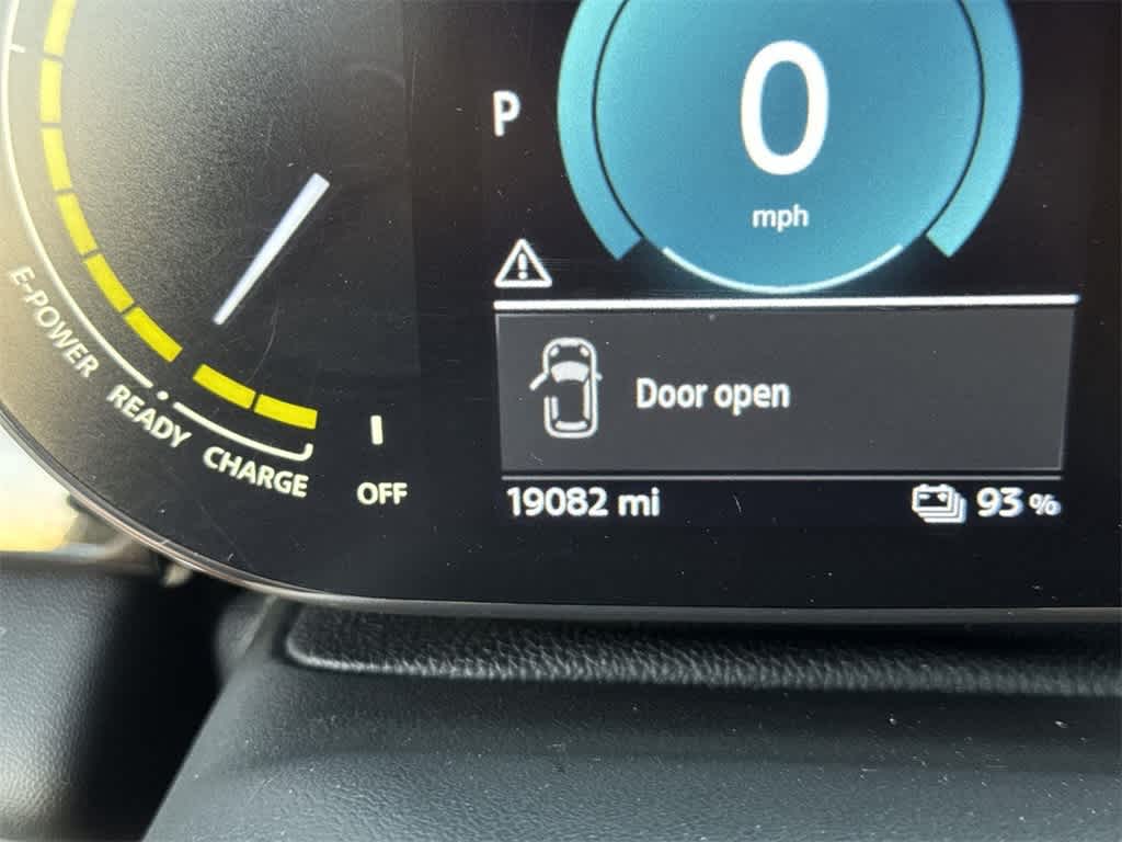 Thumbnail: 2023 MINI Cooper Hardtop - 21