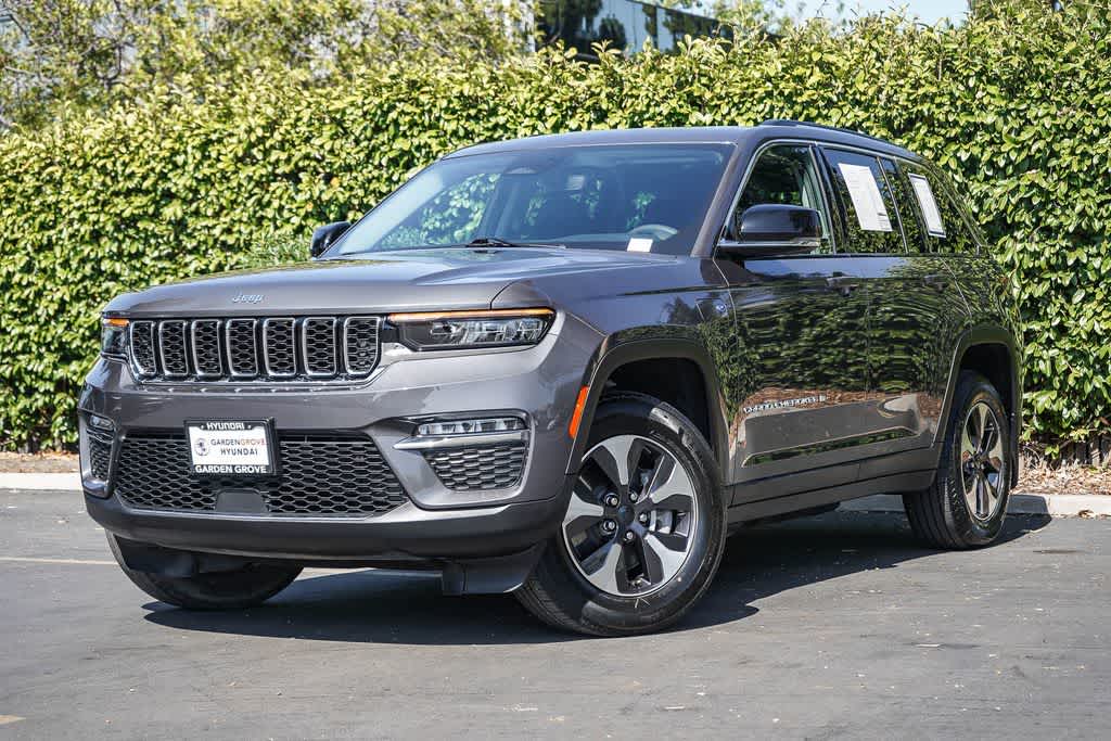 2022 Jeep Grand Cherokee 4xe 4x4's photo