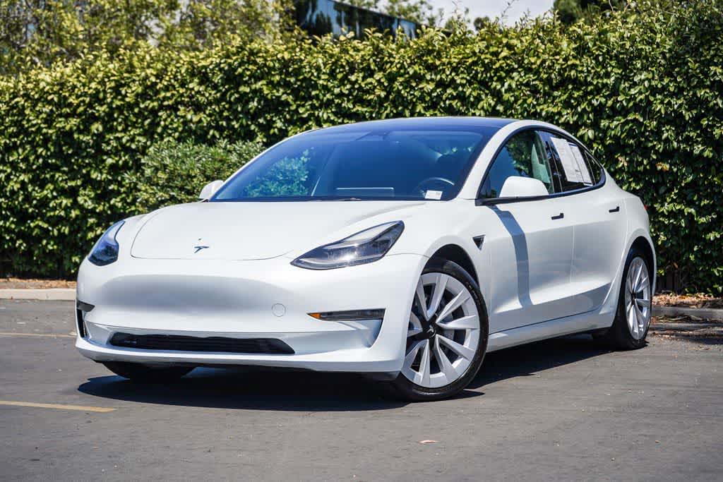 2023 Tesla Model 3 -'s photo