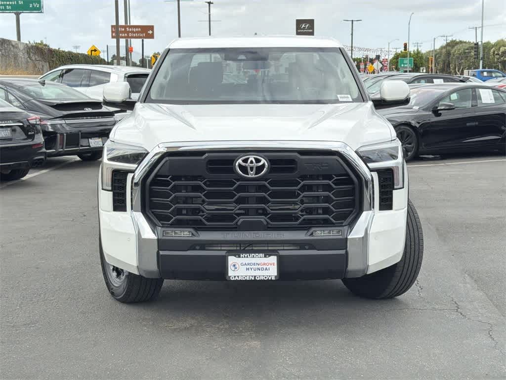 2022 Toyota Tundra SR5 photo 2