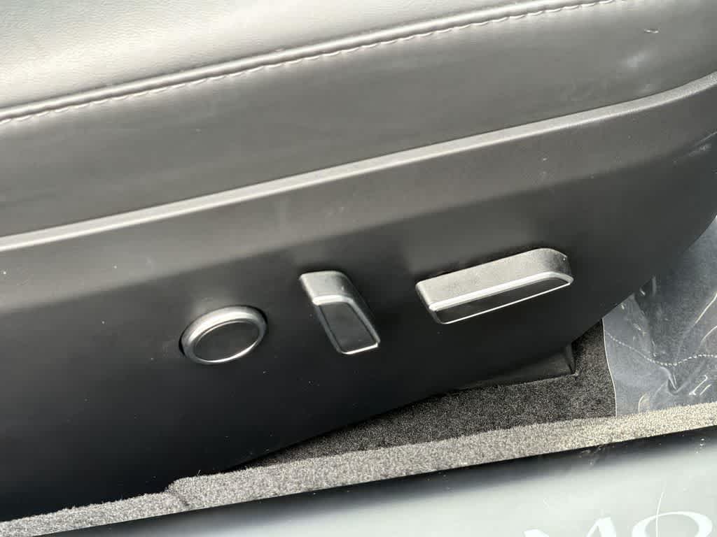 Thumbnail: 2023 Tesla Model S - 41